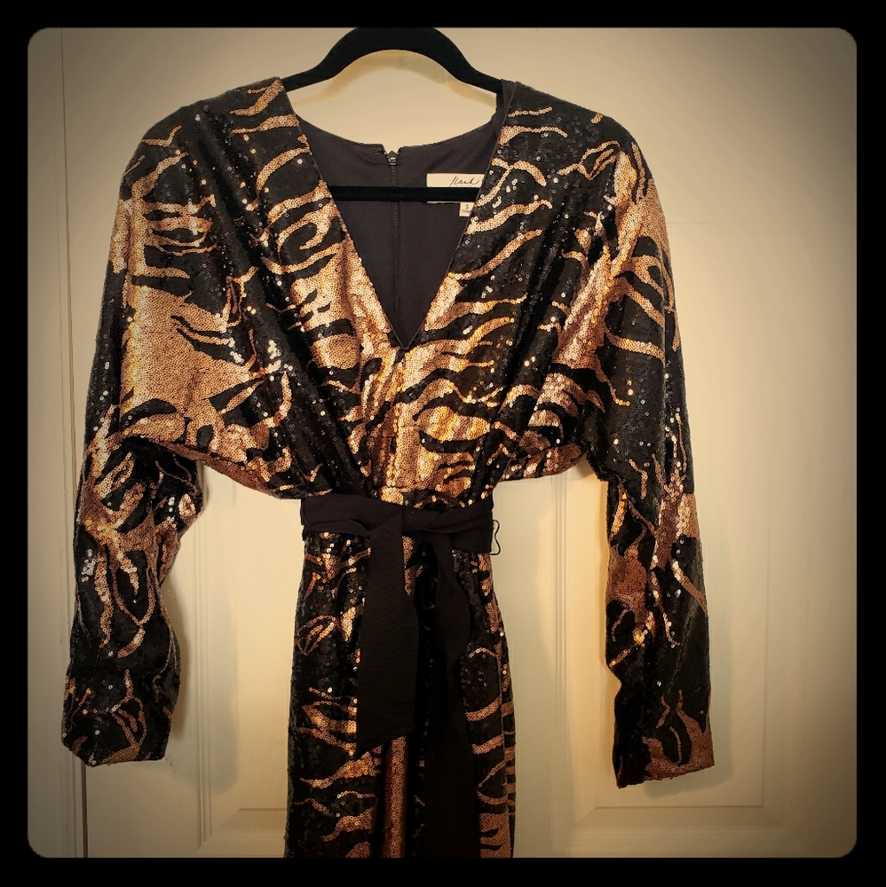 Sequined Badgley Mischka mini dress